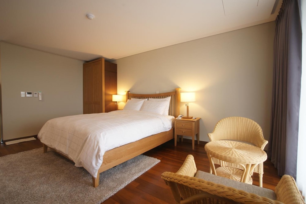Illeinn Hotel 21/32