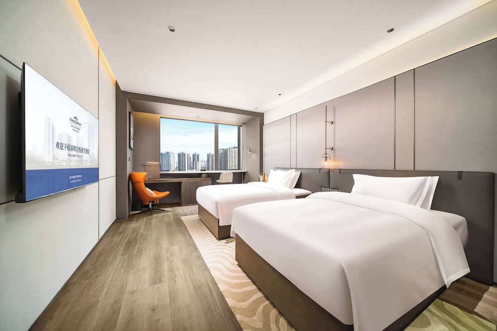 EXECUTIVE, TWIN BEDS