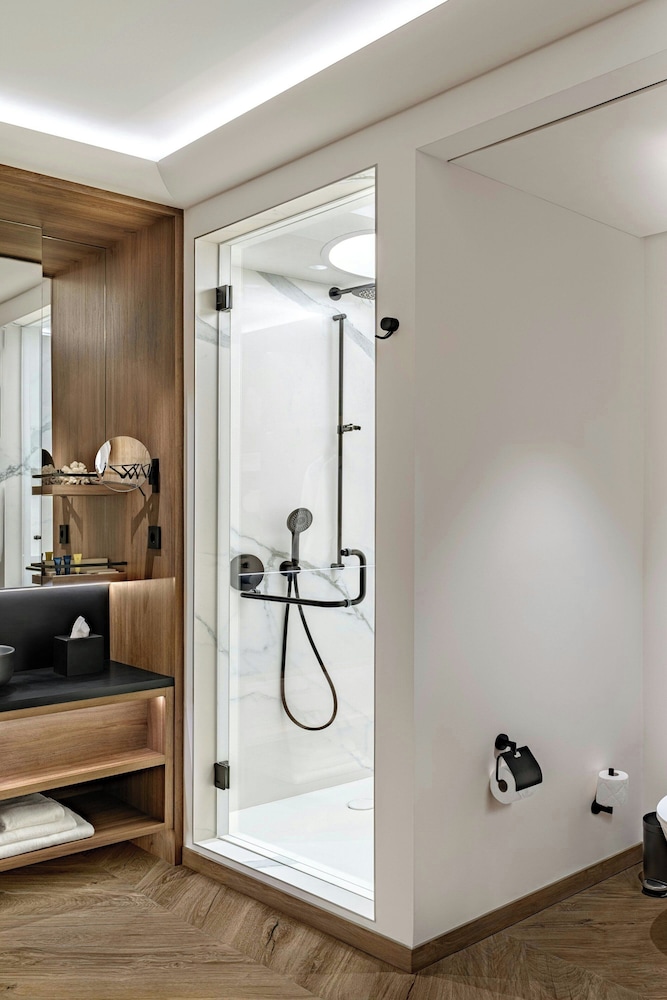 Room, King Bed, Resort View, Balcony، The Pyrmont Curacao, an Autograph Collection All Inclusive Resort Adults Only 3/3