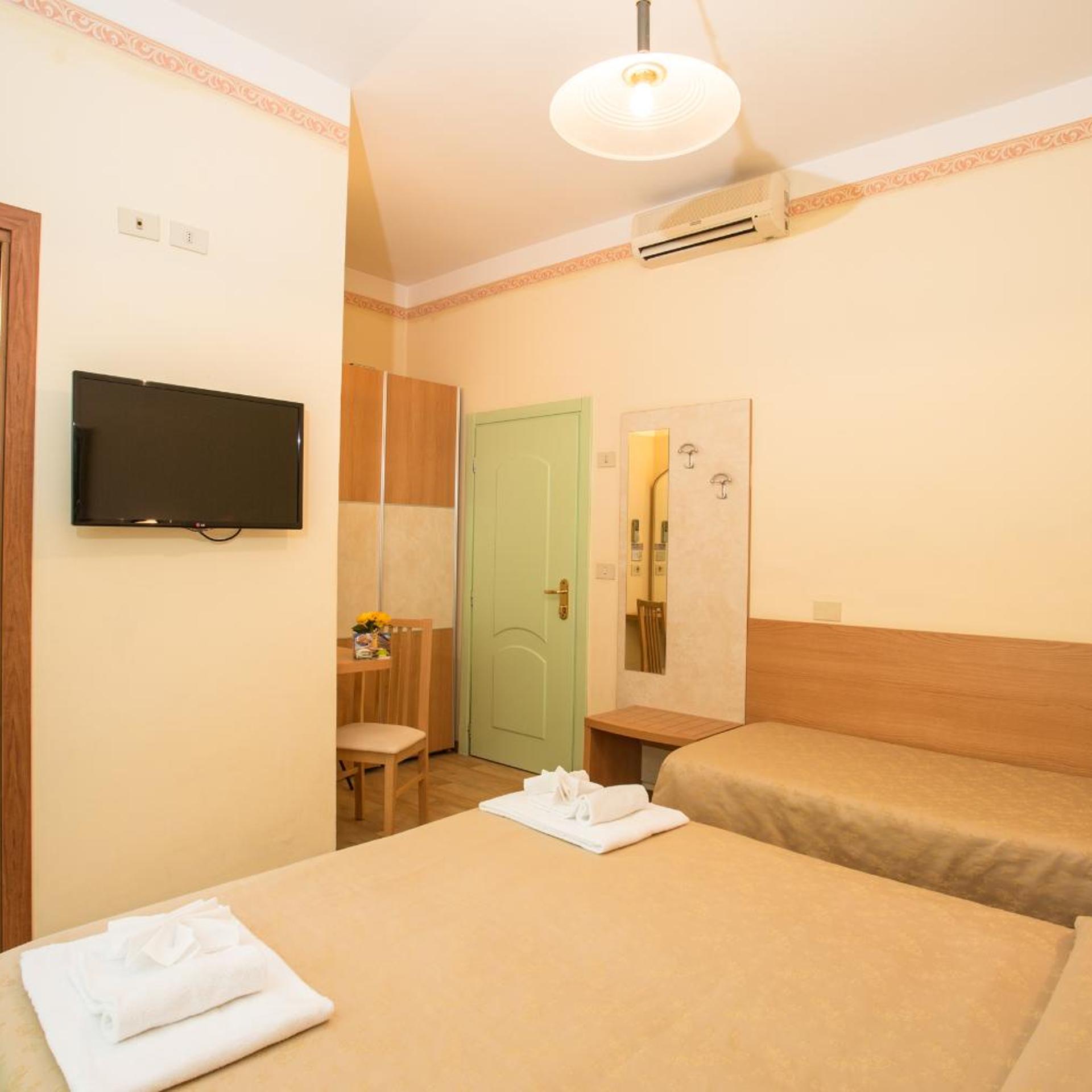 Albergo Ristorante Pozzi 27/50