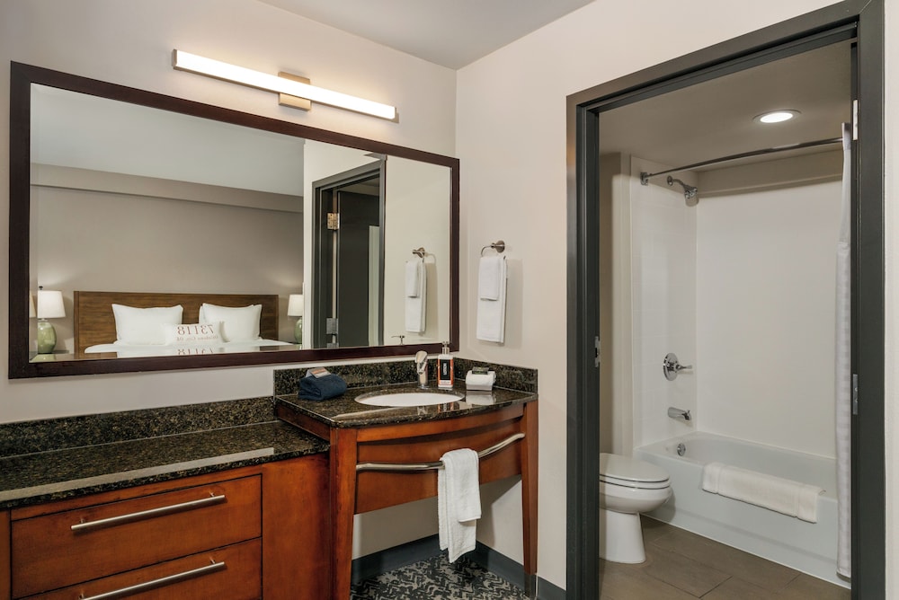 Hyatt Place Oklahoma City - Northwest 42/43