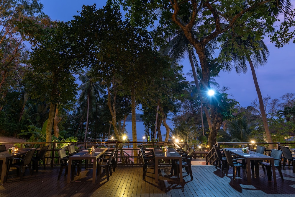 Baan Krating Phuket Resort 65/73