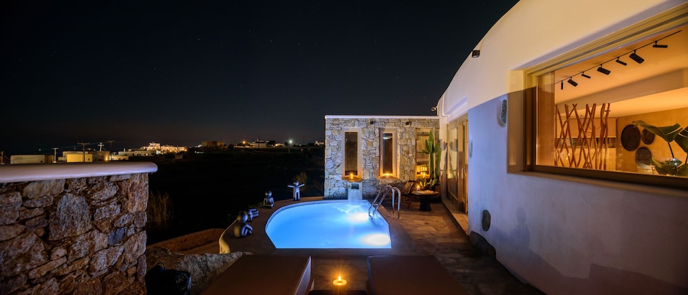 VRACHOS SUITES MYKONOS 45/75