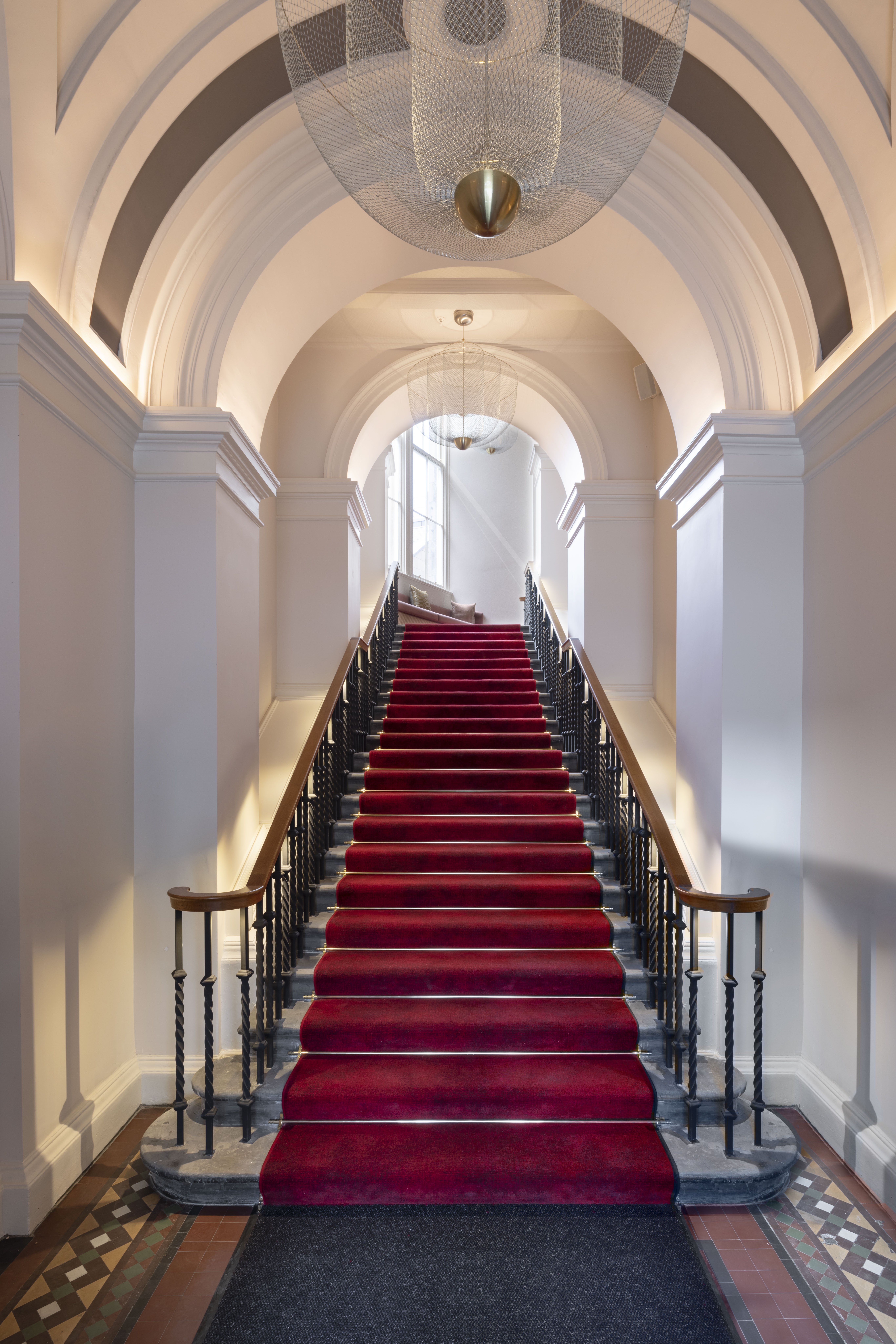 Virgin Hotels Edinburgh 19/46