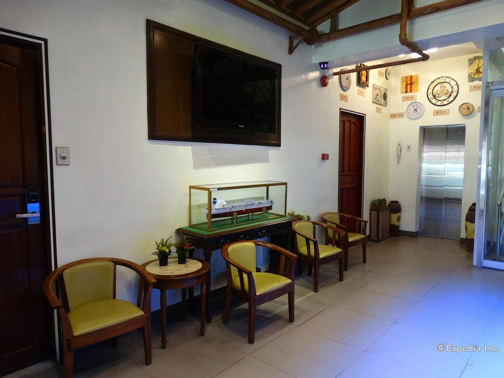 Time Travellers Hotel 36/43