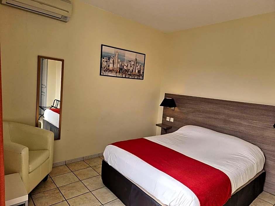 HOTEL LE RELAIS DU VIVARAIS 4/18