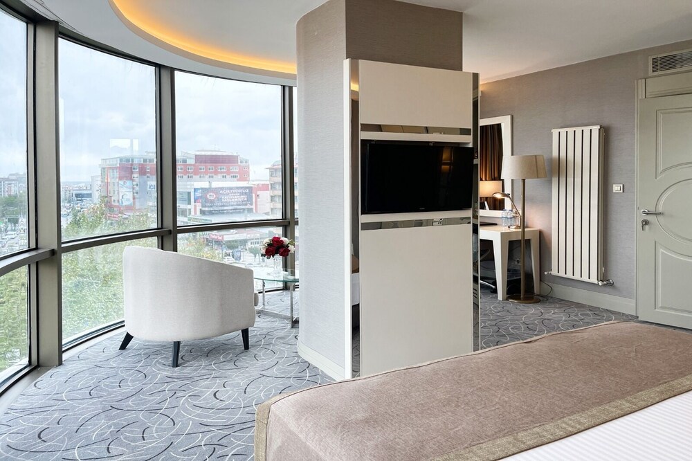 The Conforium Hotel Van 14/66