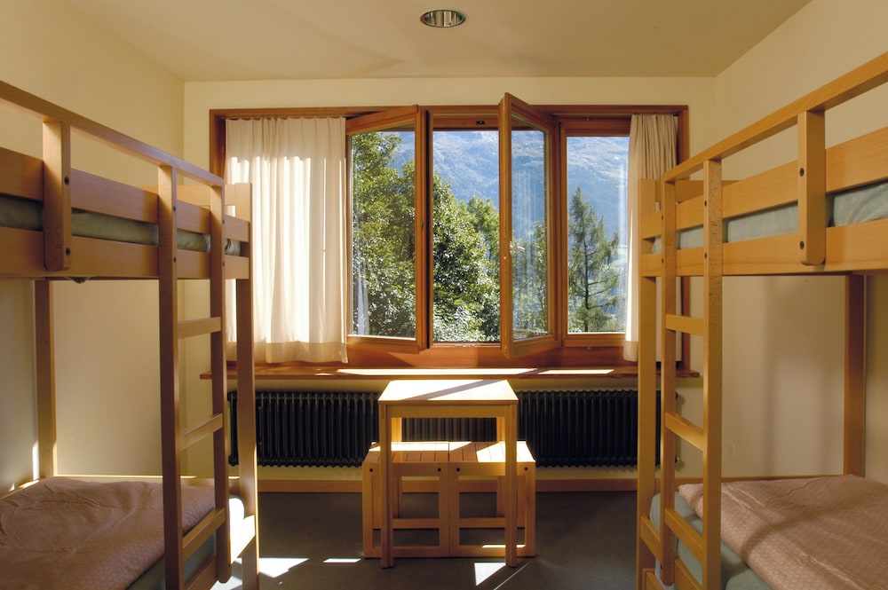 Grindelwald Youth Hostel 44/65