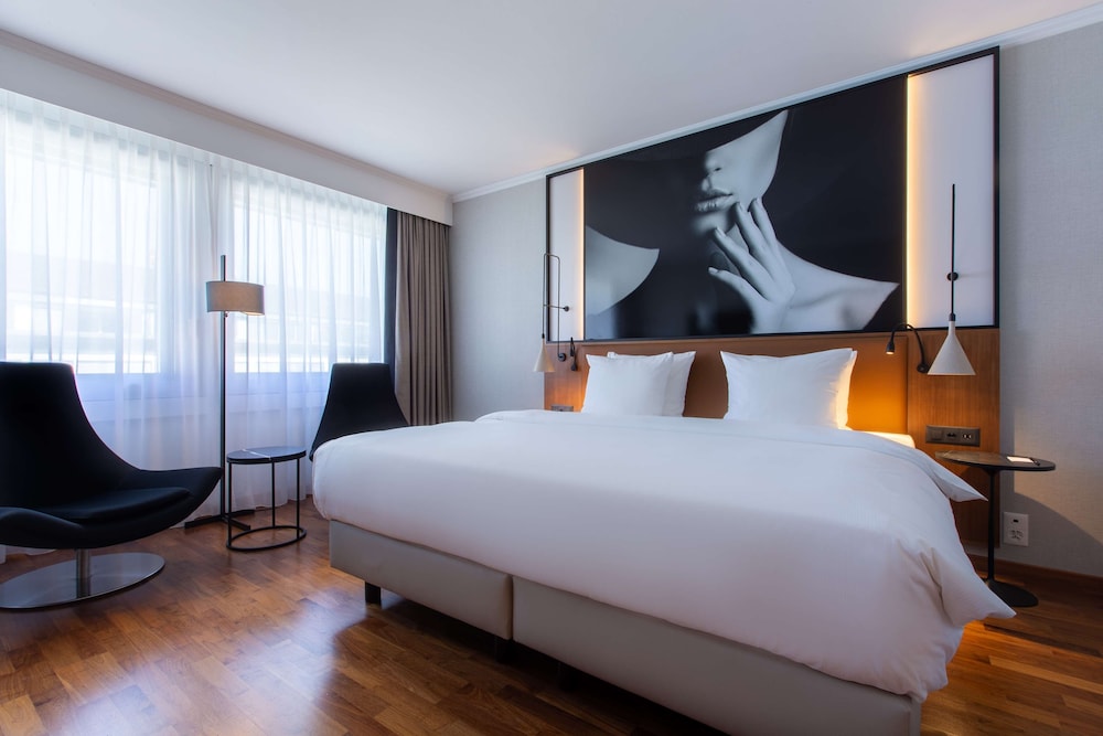 RADISSON BLU HOTEL BASEL 25/74
