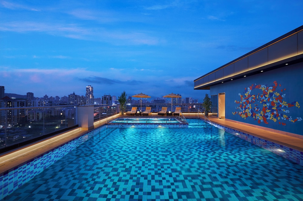 Vivanta Thane LBS Road 32/36