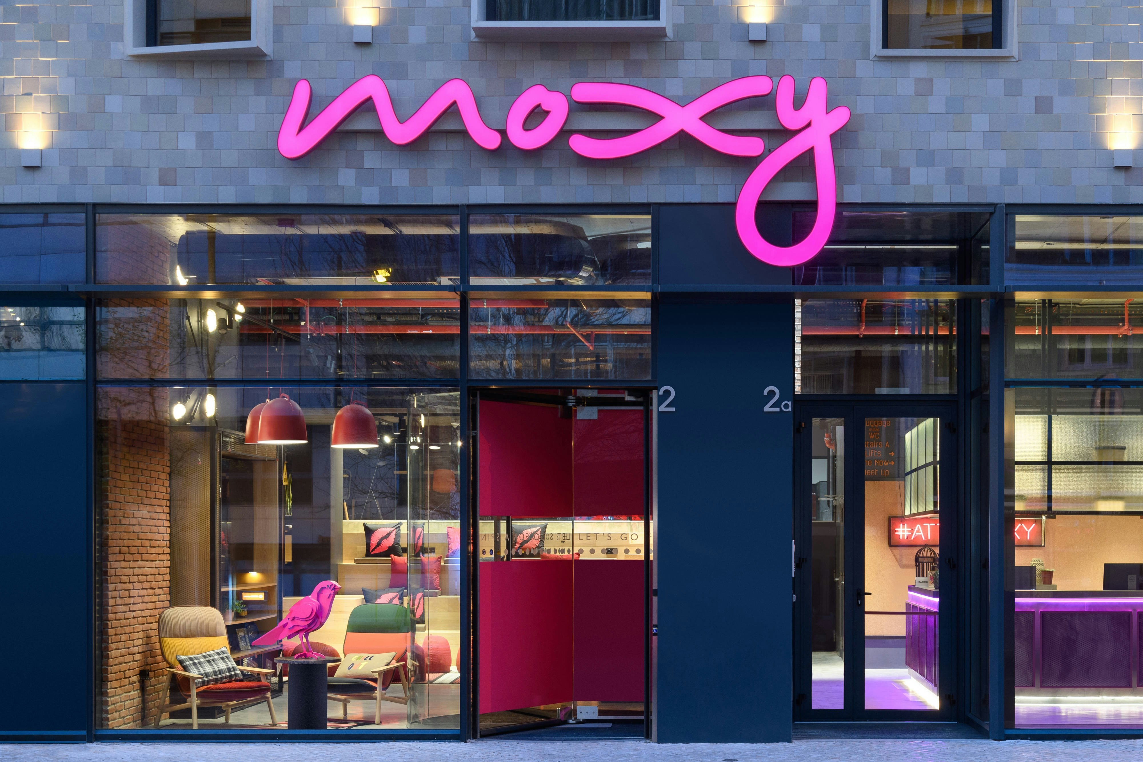 Moxy Lisbon City 2/8