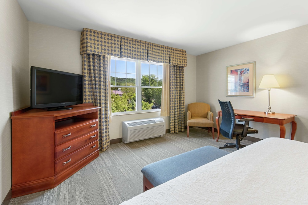 Hampton Inn & Suites North Conway 26/39