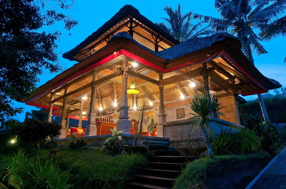 Santi Mandala Villa And Spa 6/140