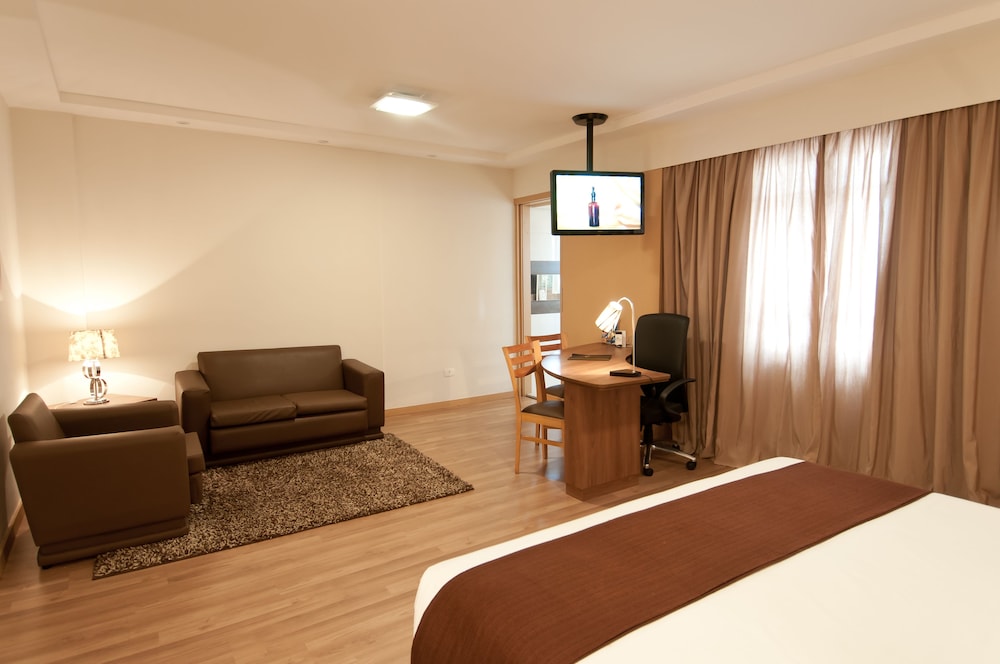Summit Hotel Monaco 27/36