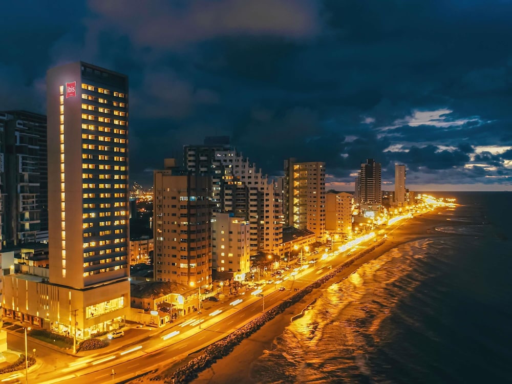 IBIS CARTAGENA MARBELLA 62/64