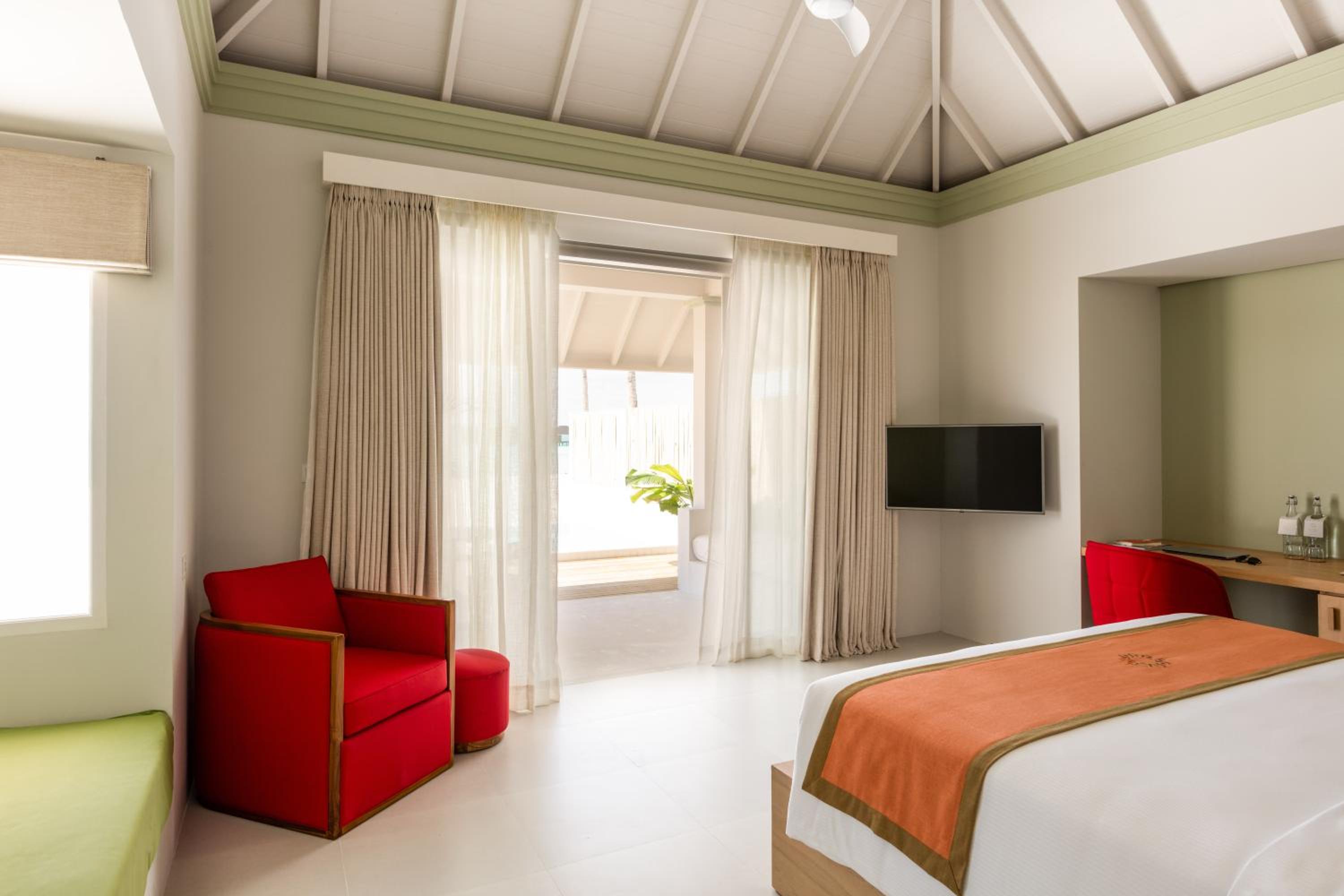 Grand, Beach Villa, with Pool