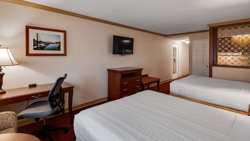 Best Western Plus Morristown Inn 9/40