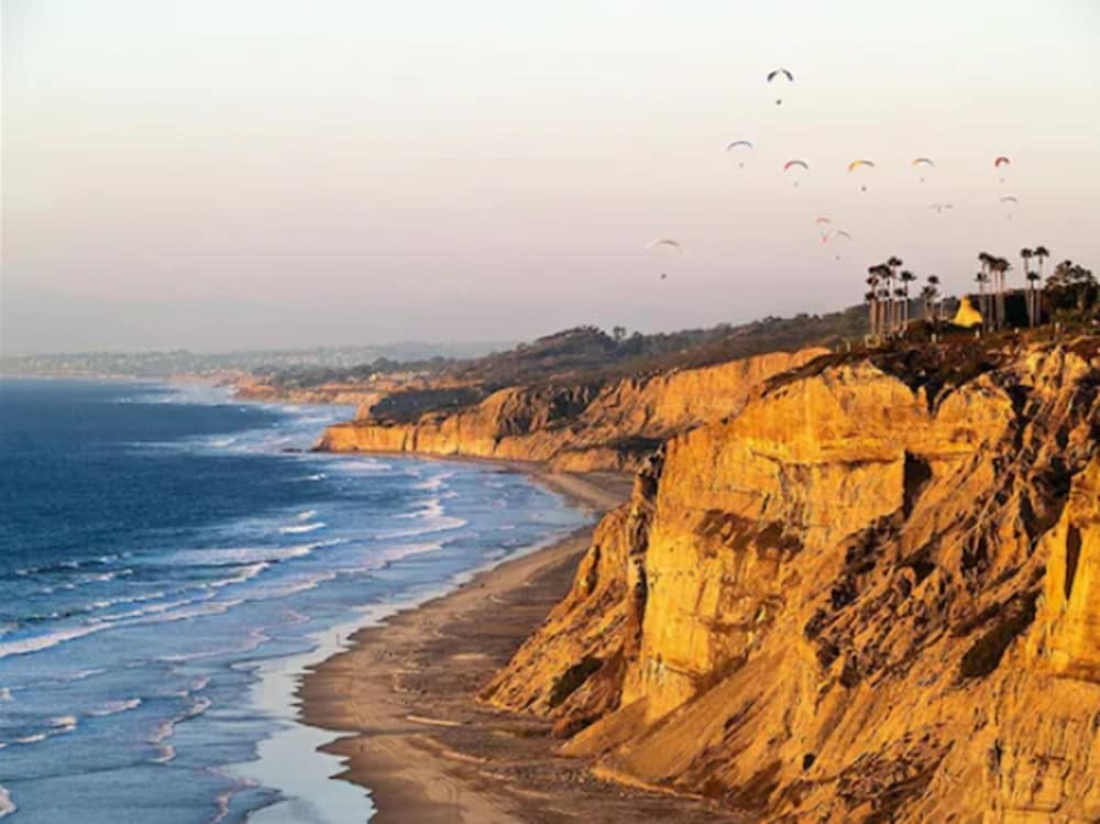 Inn By The Sea La Jolla 55/60