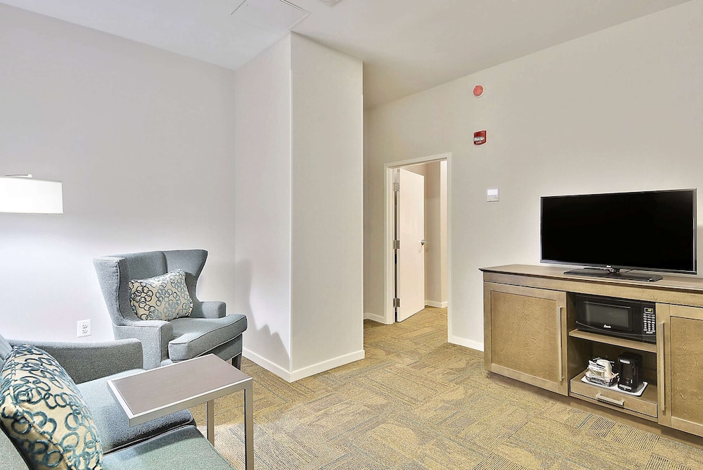 Hampton Inn Alexandria Old Town King St. Metro 43/56