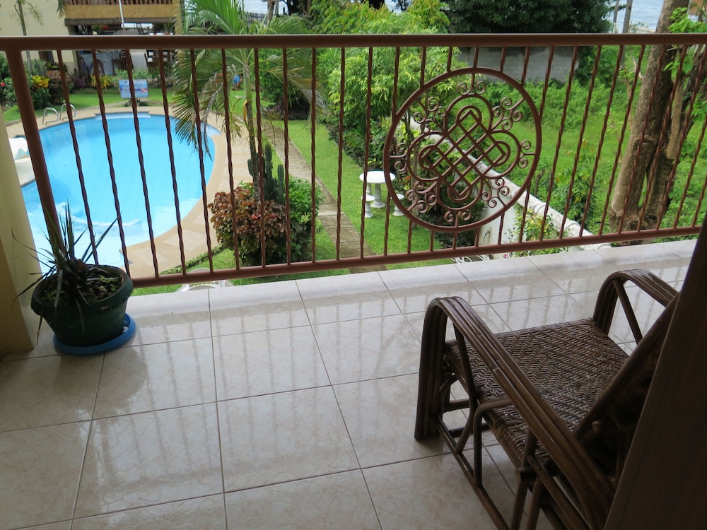 Wellbeach Dive Resort 42/74