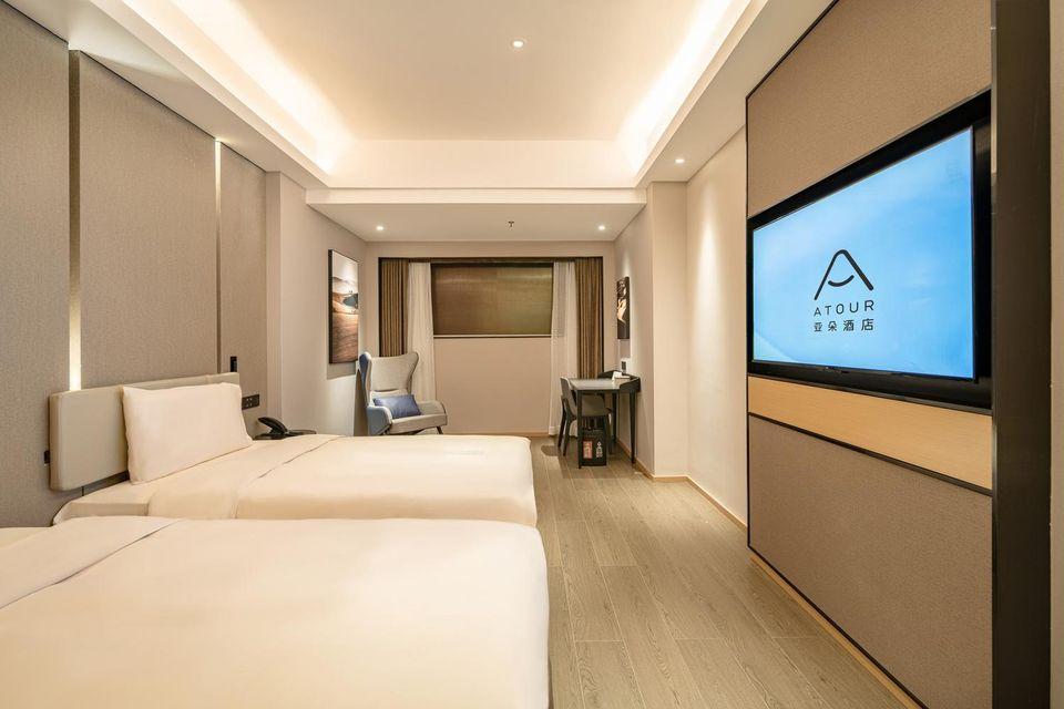 Superior, Twin Beds