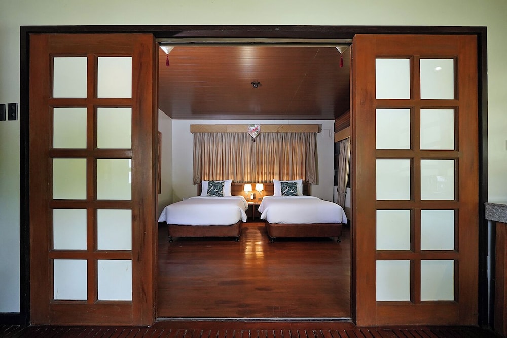 CLUB SERENA RESORT 31/64