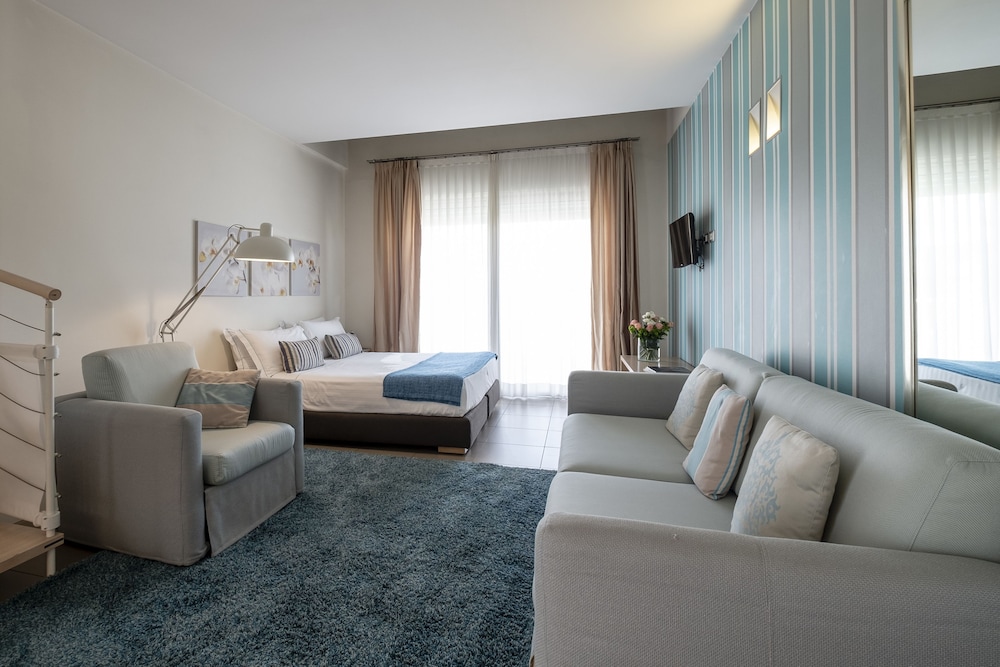 Le Rose Suite Hotel 37/43