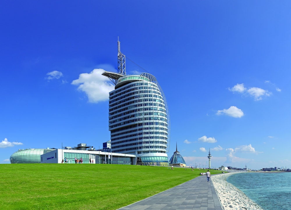 Atlantic Hotel Sail City 16/62