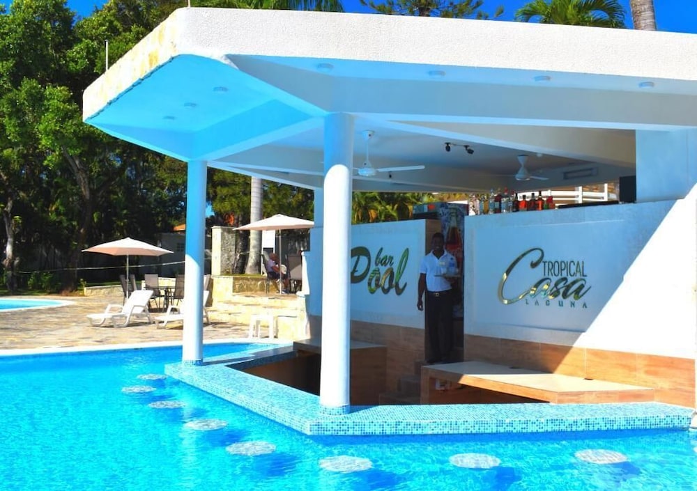Tropical Casa Laguna 20/50