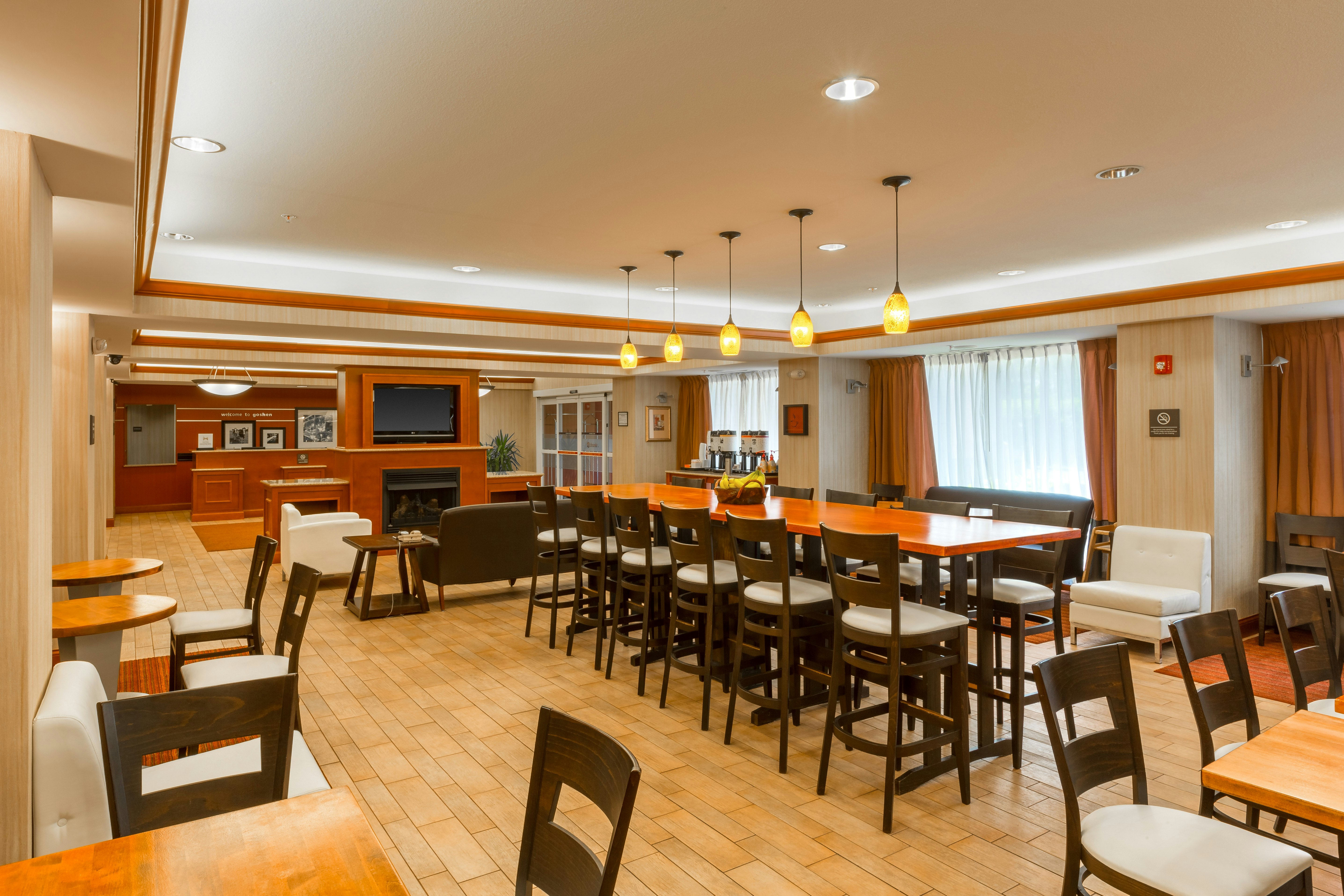Hampton Inn Goshen 25/42