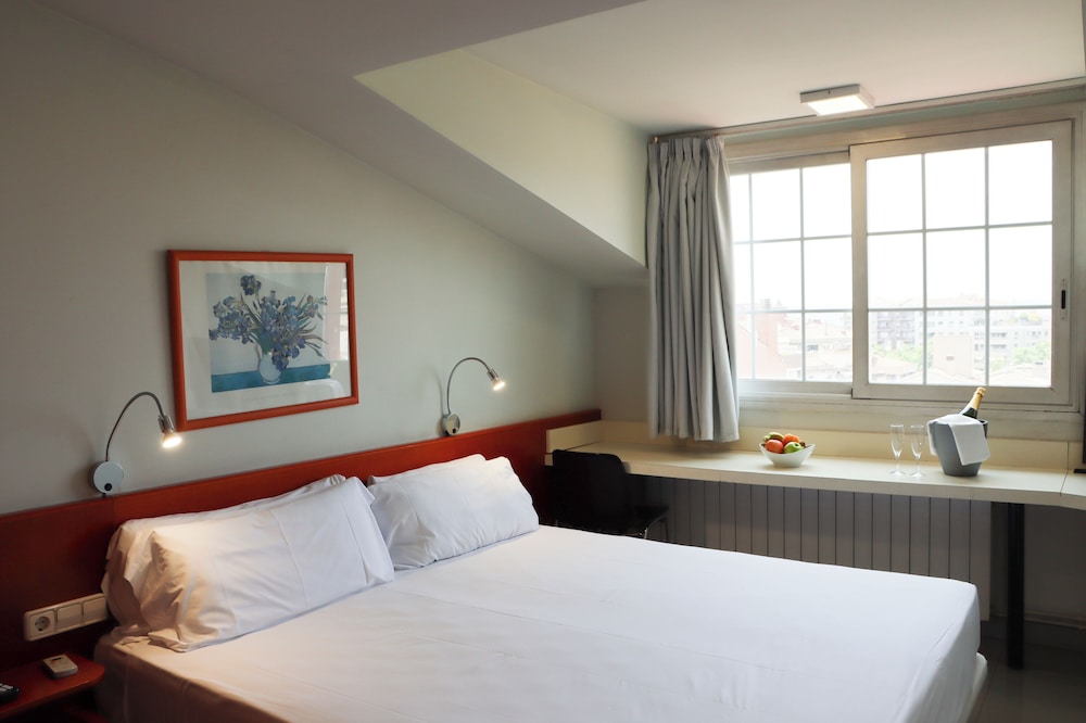Hotel Urpi 10/64