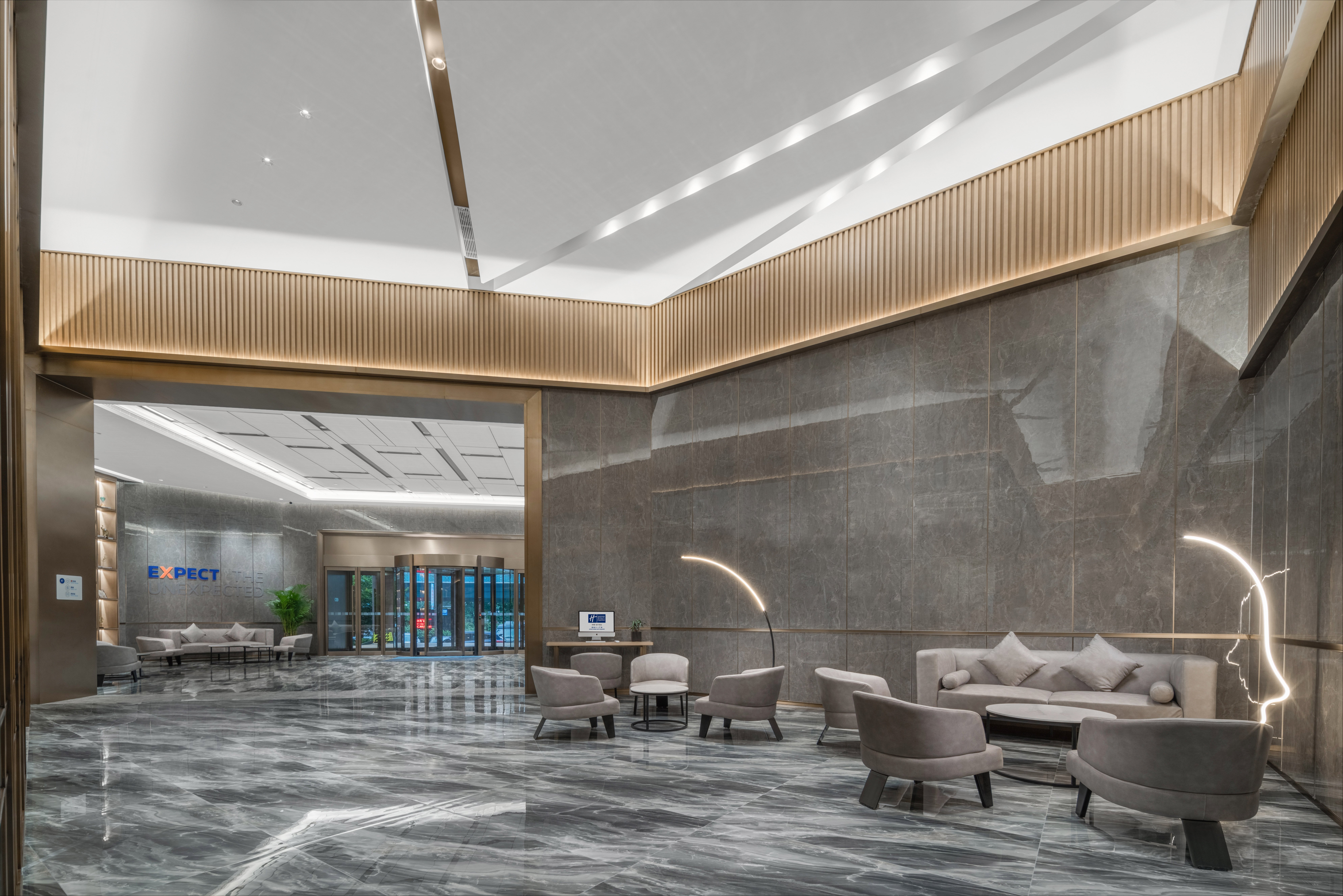 Holiday Inn Express Nanchang Bayi Square 8/27