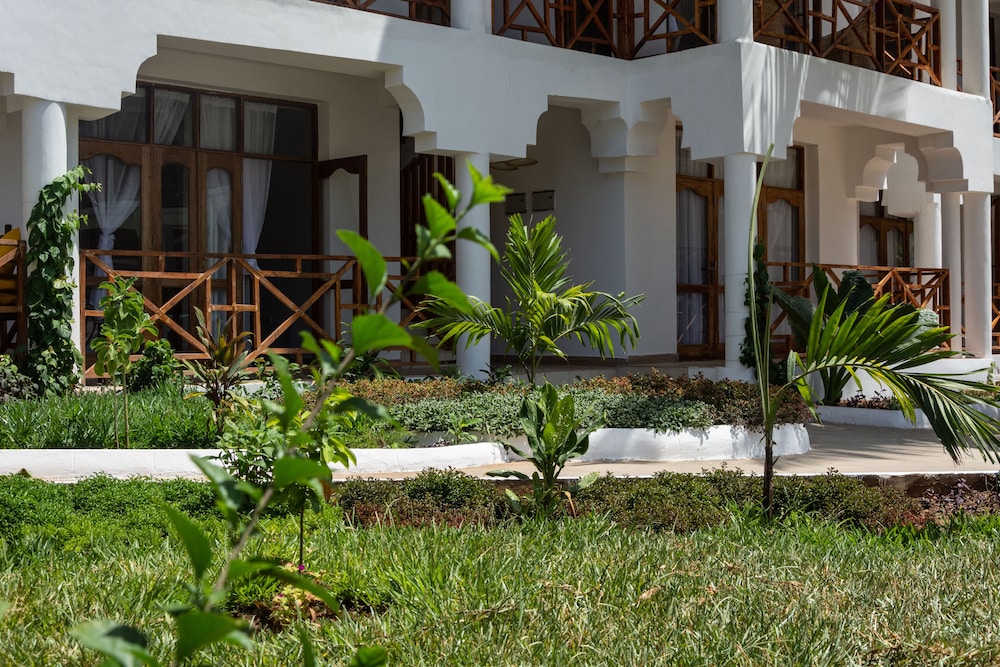 Nungwi Garden Boutique Hotel 55/60