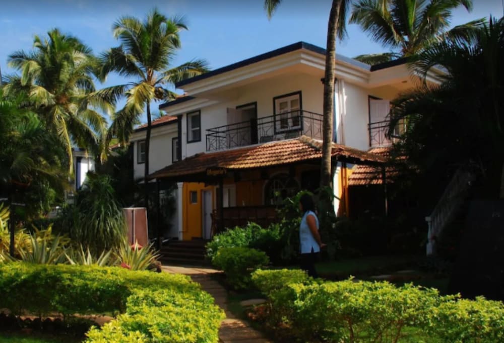Santana Beach Resort 8/32