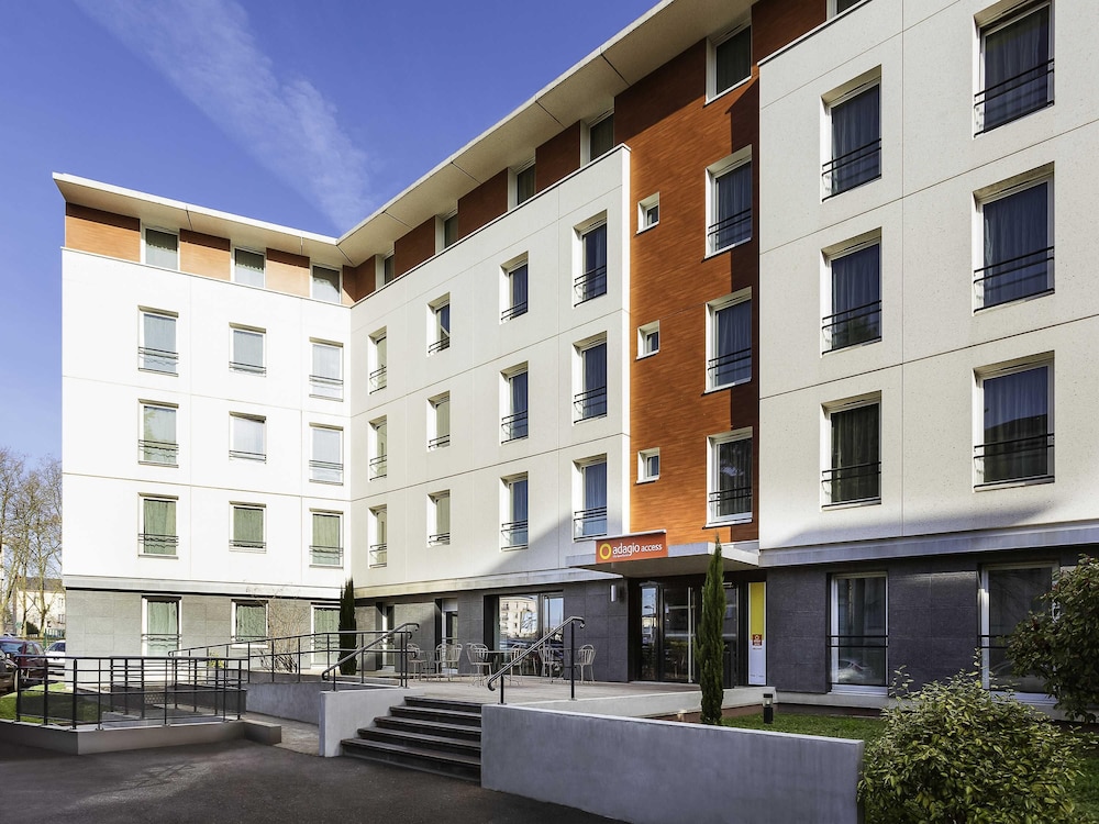 Adagio Access Orleans 48/56
