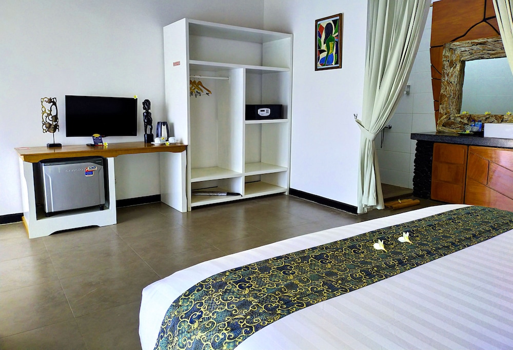 The Trawangan Resort 8/77