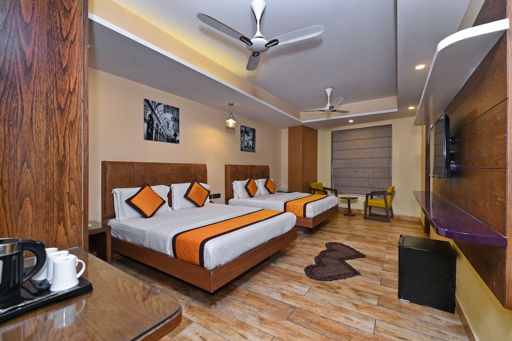 Staybook Hotel Nitya Maharani 19/50