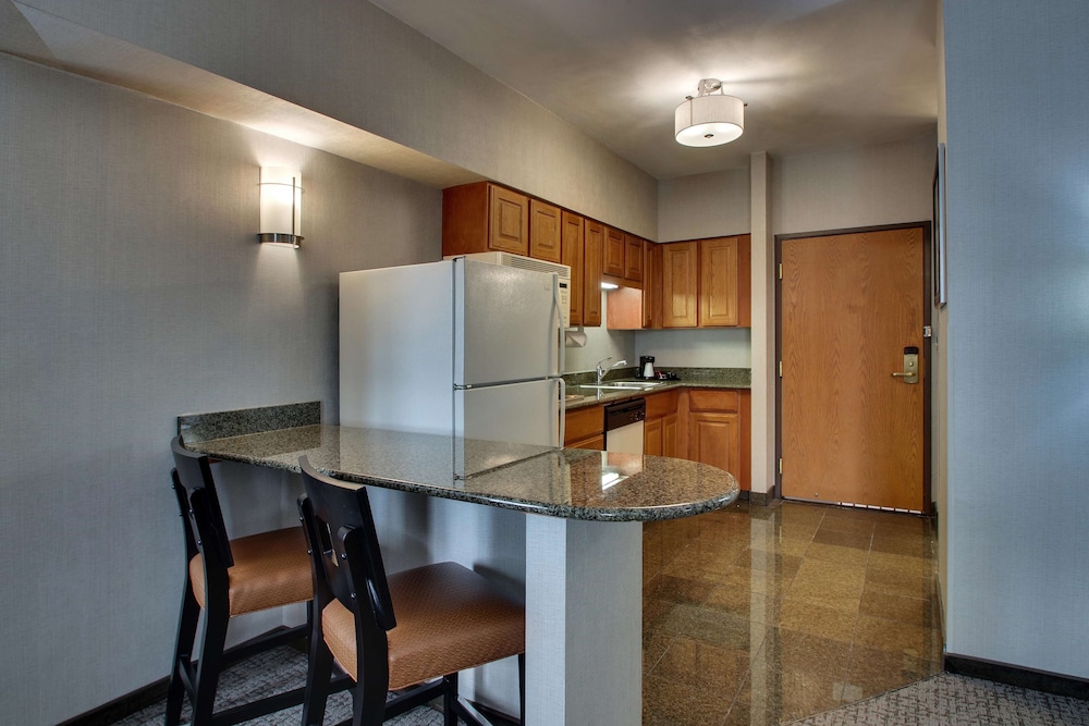 Drury Inn and Suites San Antonio Northwest Medical Center 7/50
