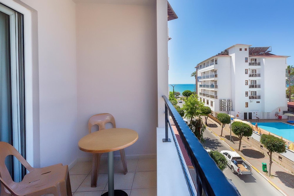 Alanya Beach Hotel 18/49