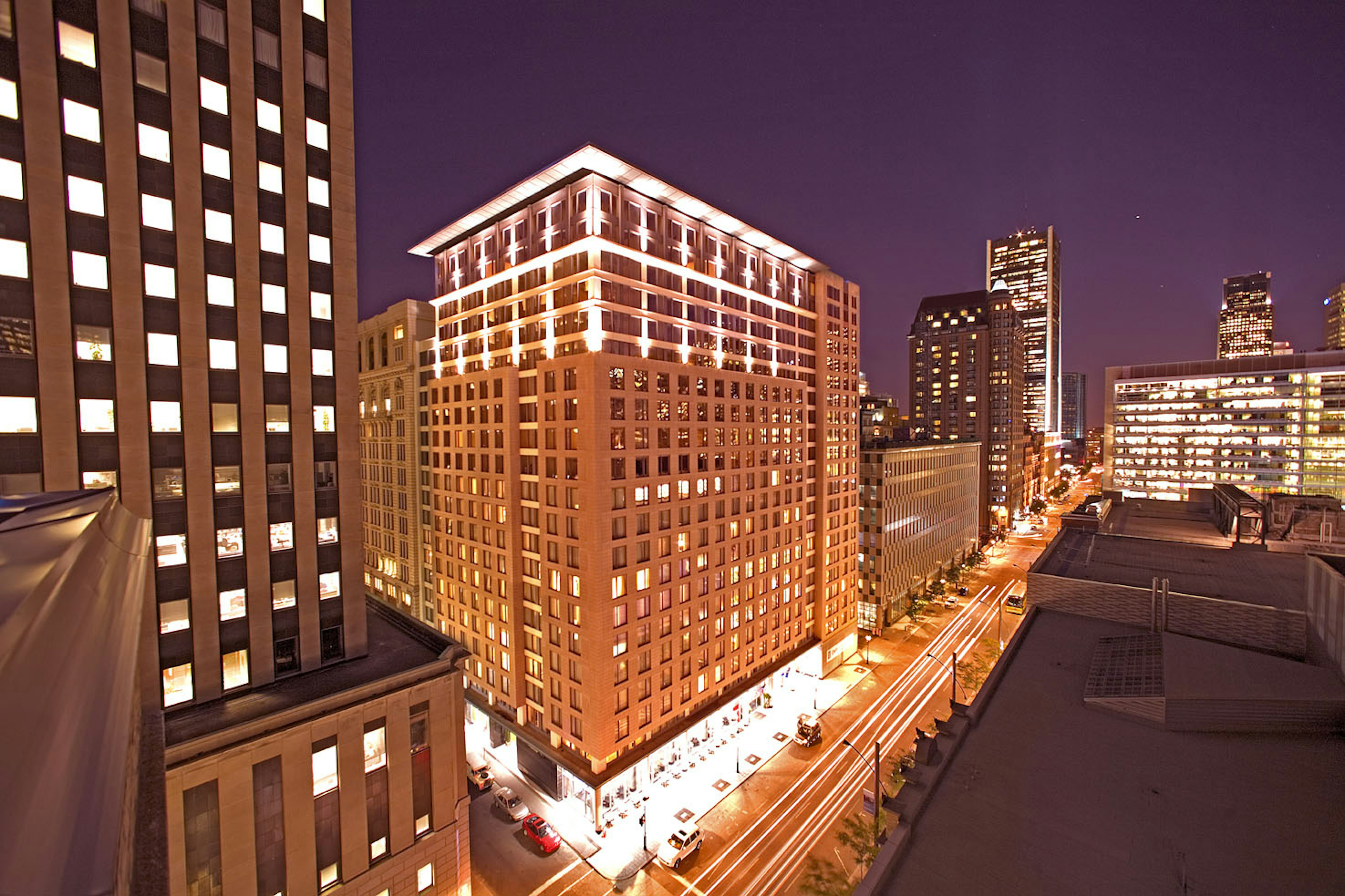 Embassy Suites By Hilton Montreal 6/81