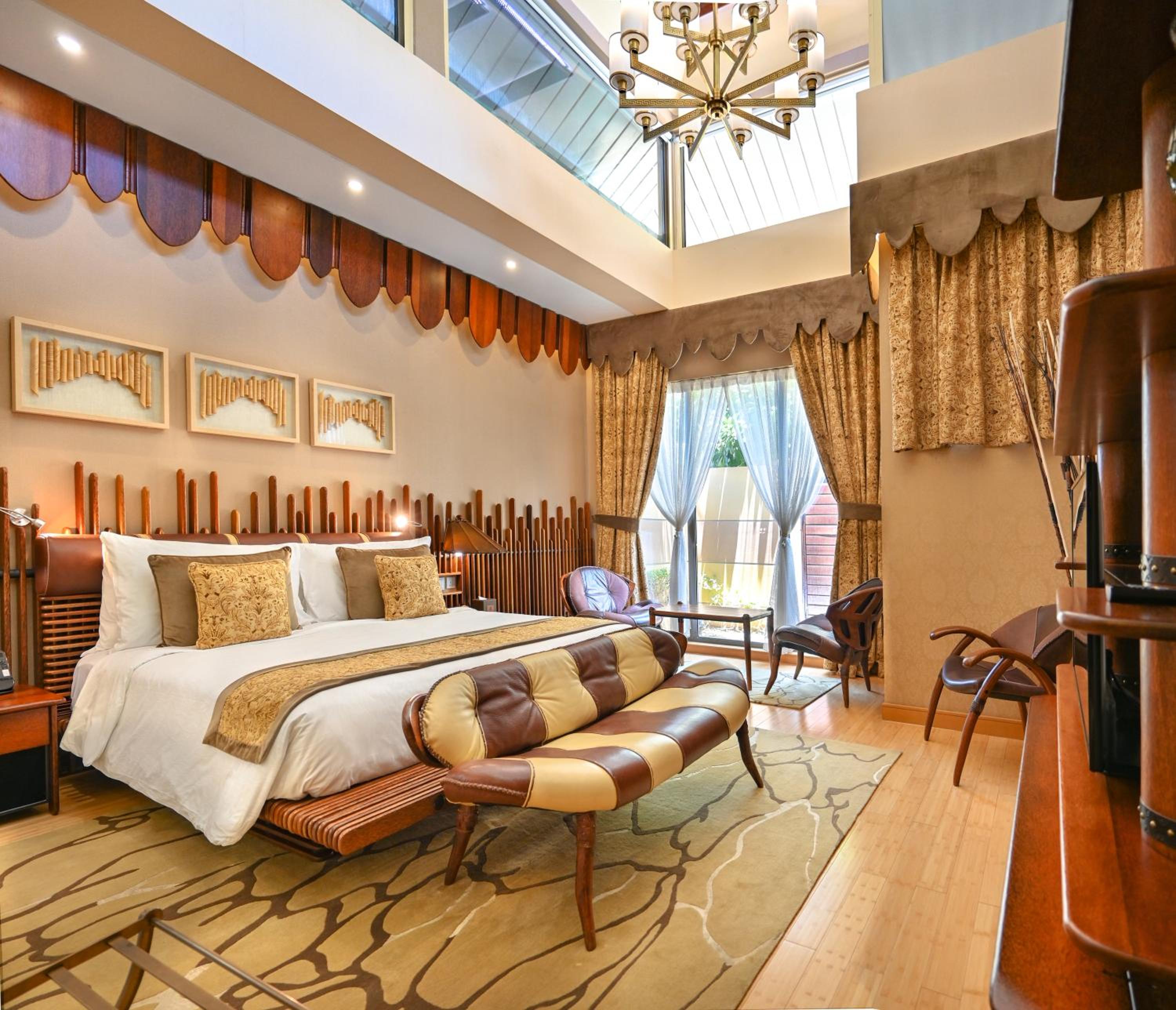 4 People, Suite, Villa