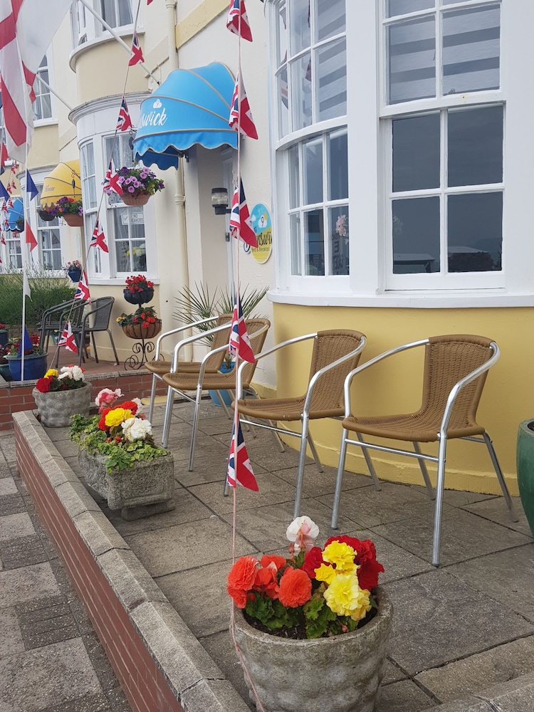 Brunswick Bed & Breakfast 25/50