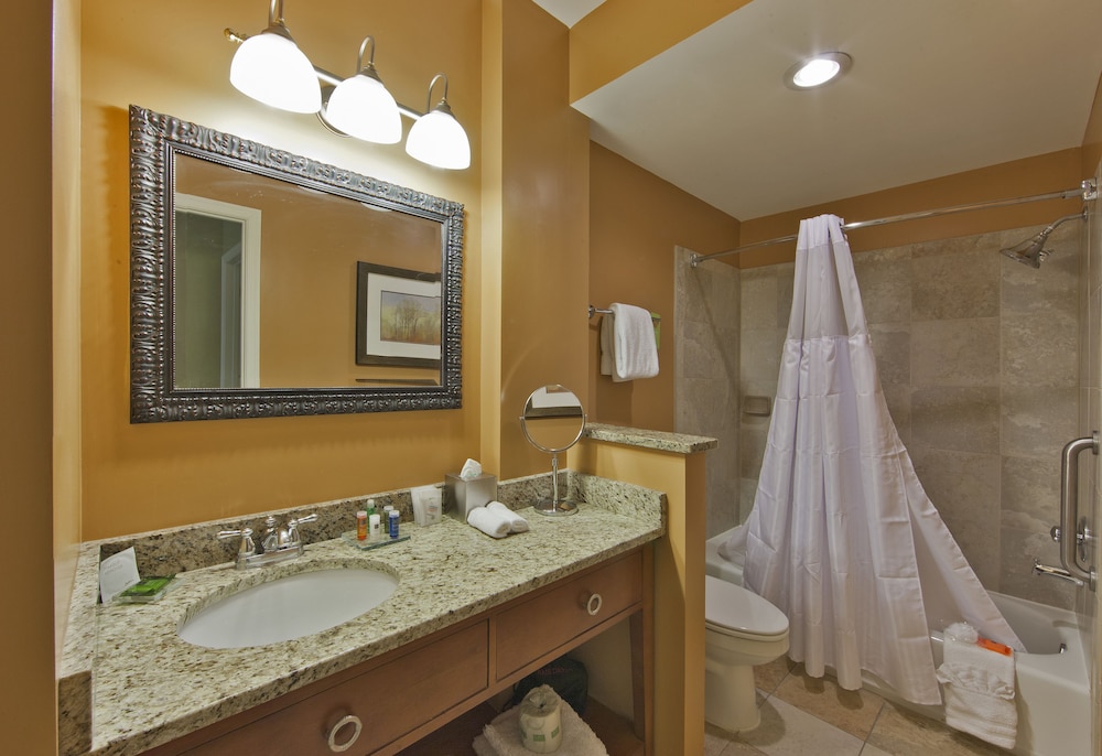 The Rockville Hotel, a Ramada by Wyndham 16/50
