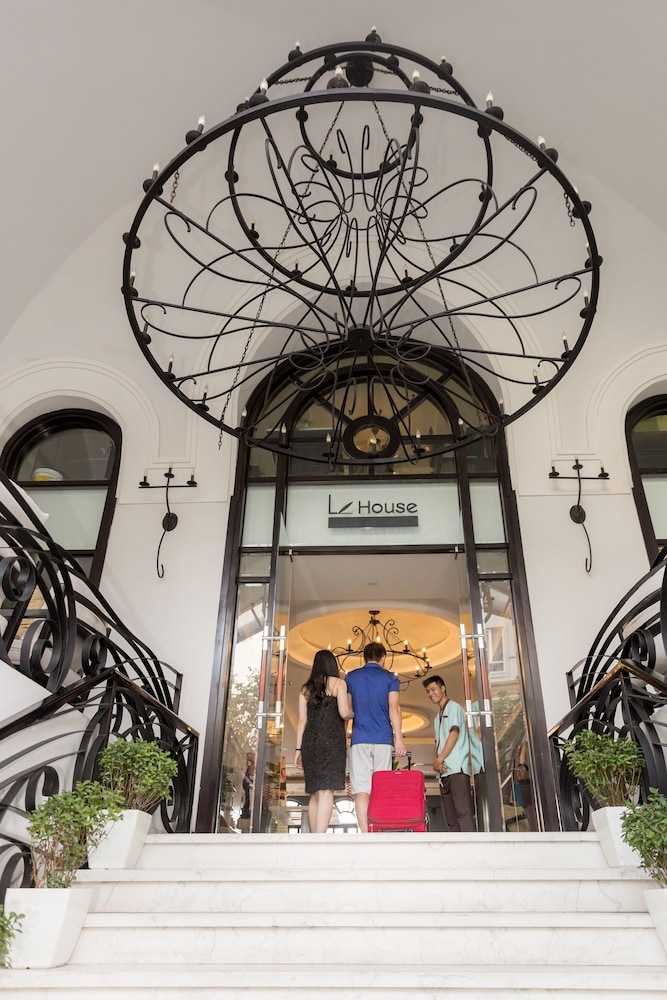 Le House Boutique Hotel 11/79