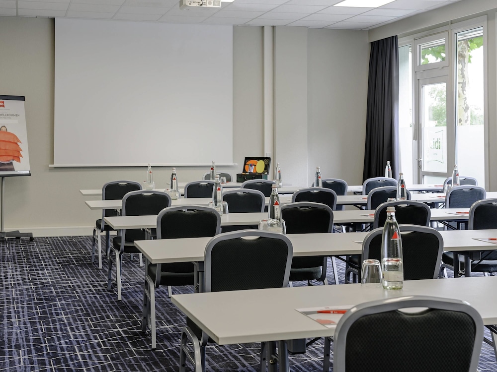 IBIS FRANKFURT MESSE WEST 46/61