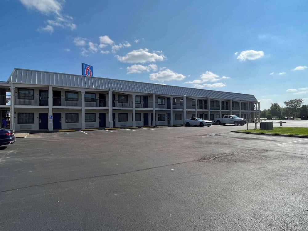 Motel6 Lafayette, IN in LAFAYETTE - IN