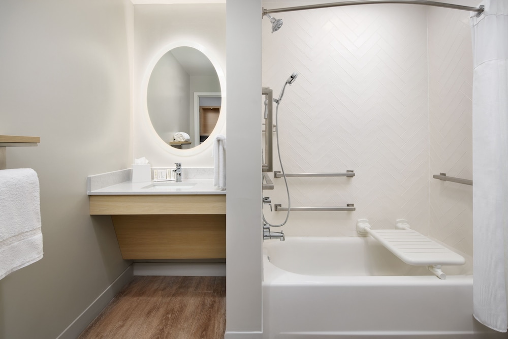 TownePlace Suites by Marriott Plant City 12/48