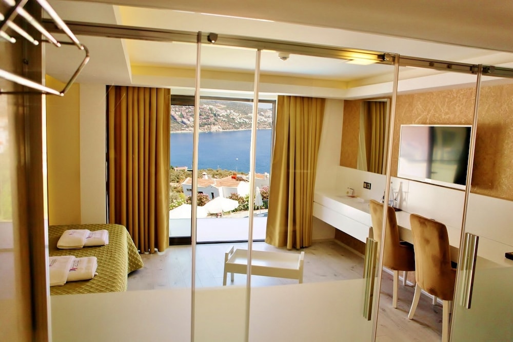 Rhapsody Hotel Kalkan - Adults Only +12 65/88