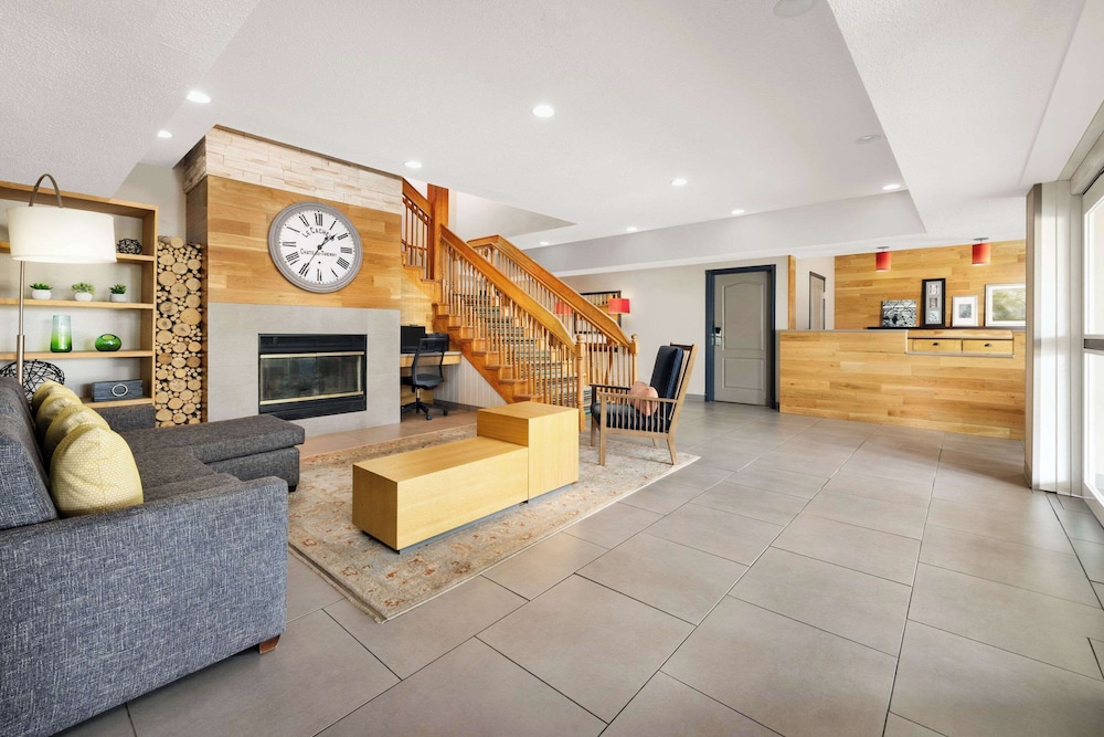 Country Inn and Suites by Radisson Big Flats (Elmira) NY 10/38