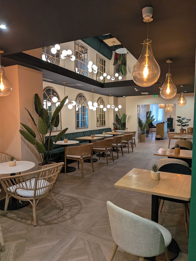 Hotel Kyriad Marseille Centre Paradis Prefecture 33/50